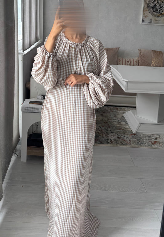 Robe à carreaux